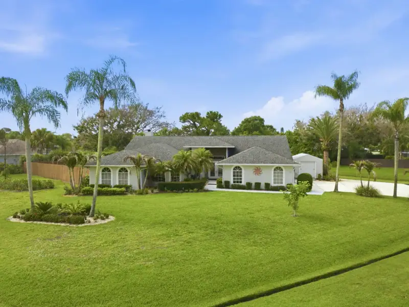 3001 SE Farley Road, Port St. Lucie, FL — listed by Joe Tumolo